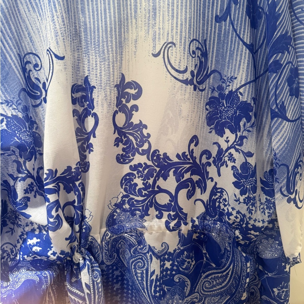 Rise & Bloom Beach/pool cover-up. 
100% poly. A size XL. Large okay too. - Picture 10 of 13